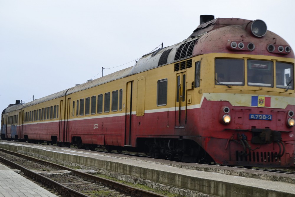 Tragedie la Florești. O copilă a fost omorâtă de un tren